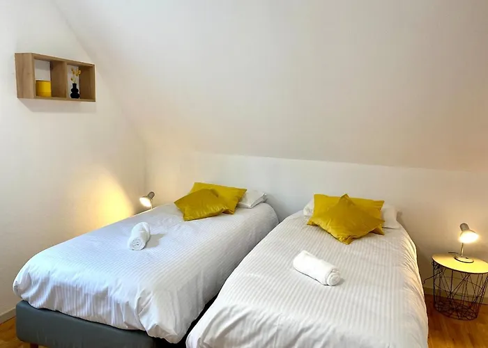 Grand T3, 2 Chambres, Jardin Au Calme - Du Photographe アパート *